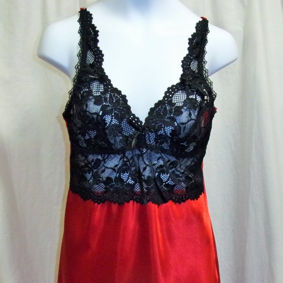 Non Branded Other - Sexy Red Liquid Satin Black Lace Chemise Nightgown NWOT Size S